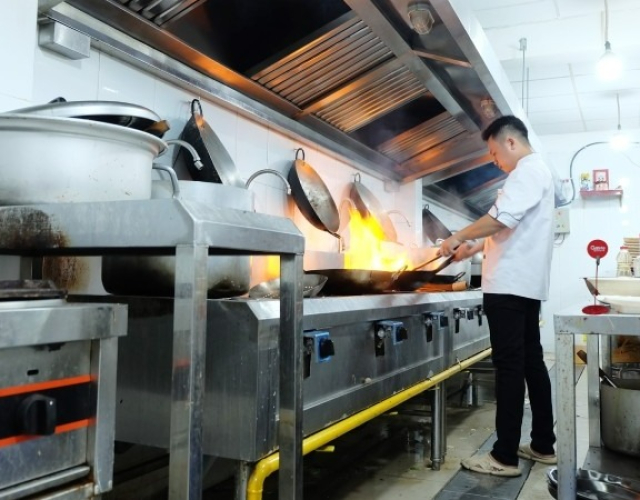 Quy trình lắp đặt hệ thống gas công nghiệp cho nhà hàng “an toàn” bạn đã biết chưa?